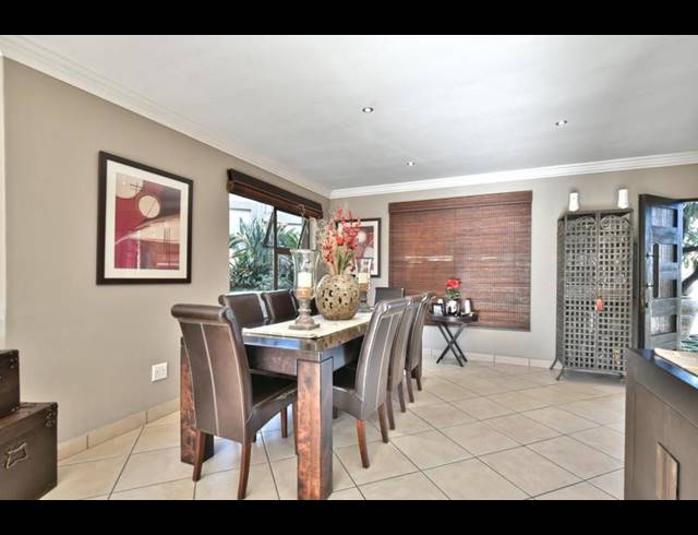 4 BEDROOM HOUSE FOR SALE IN BASSONIA ROCK